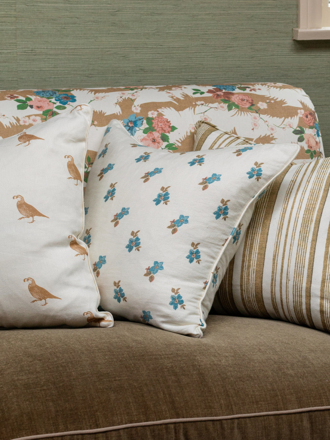 Anna Floral' Linen Fabric - Blue Brown – Nathan Turner