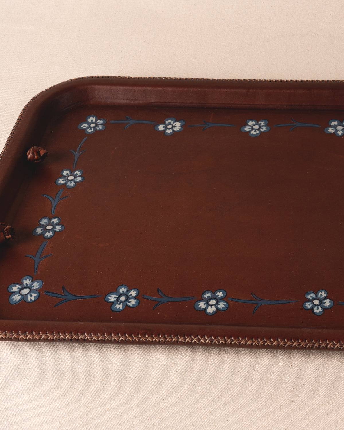 Hand-painted natural vaquetta leather rectangle catch-all tray