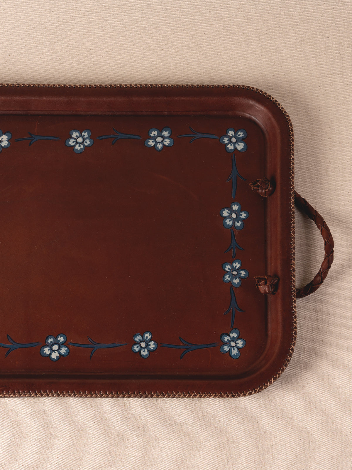 Hand-painted natural vaquetta leather rectangle catch-all tray