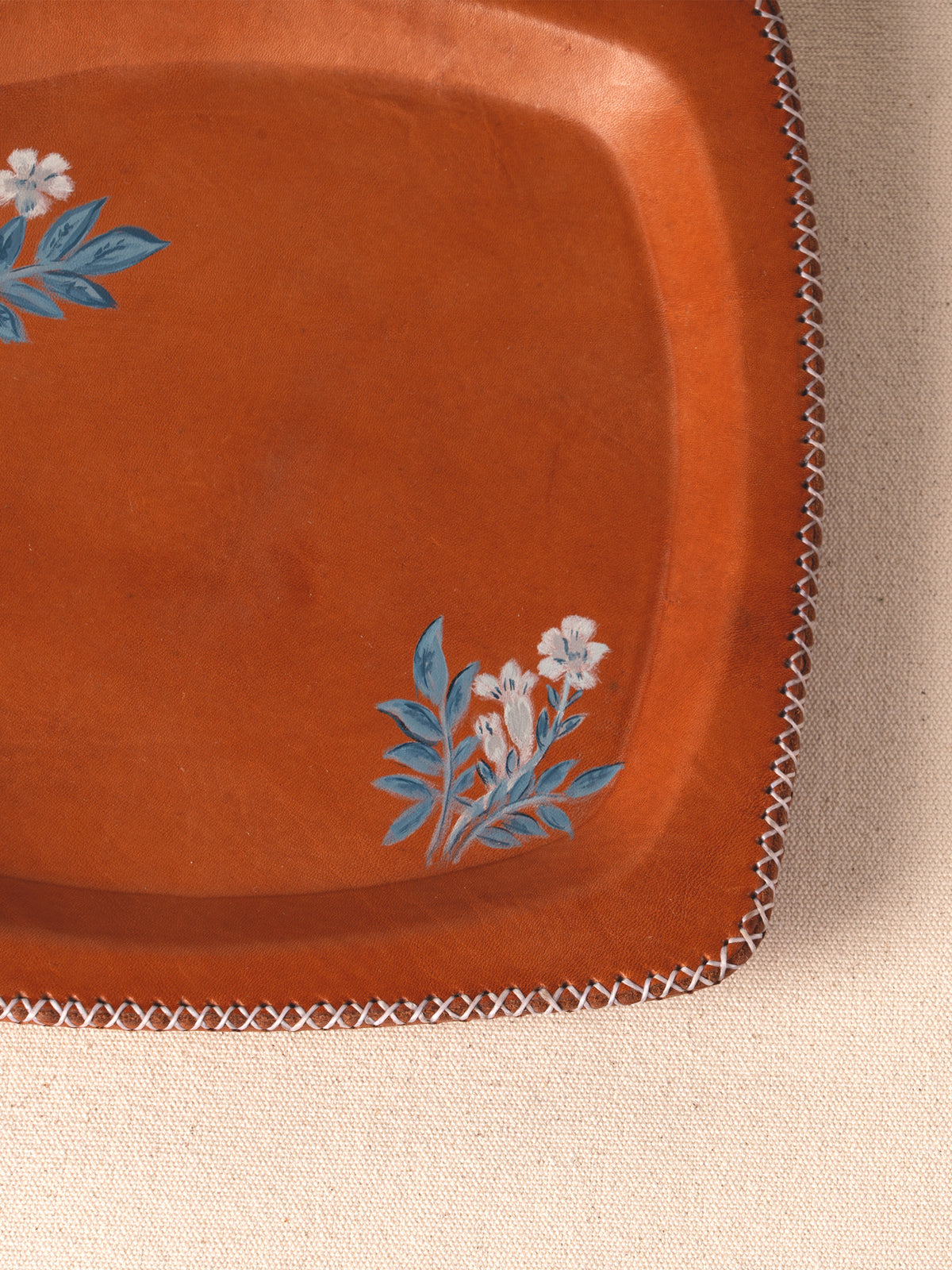 Hand-painted vaquetta leather square catch-all tray